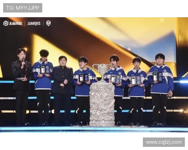 上海羽毛球队总决赛之路:拼搏与荣耀的奋斗历程回顾 上海羽毛球队总决赛之路:拼搏与荣耀的奋斗历程回顾