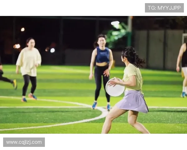 飞盘运动的魅力与挑战:深入了解北京飞盘队的灵活性与团队精神 飞盘运动的魅力与挑战:深入了解北京飞盘队的灵活性与团队精神