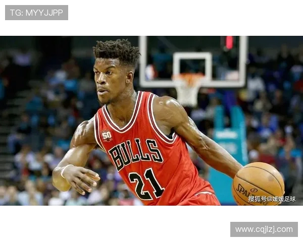 马库斯斯马特的篮球之路与领导力探讨:从新秀到球队核心的成长历程 马库斯斯马特的篮球之路与领导力探讨:从新秀到球队核心的成长历程