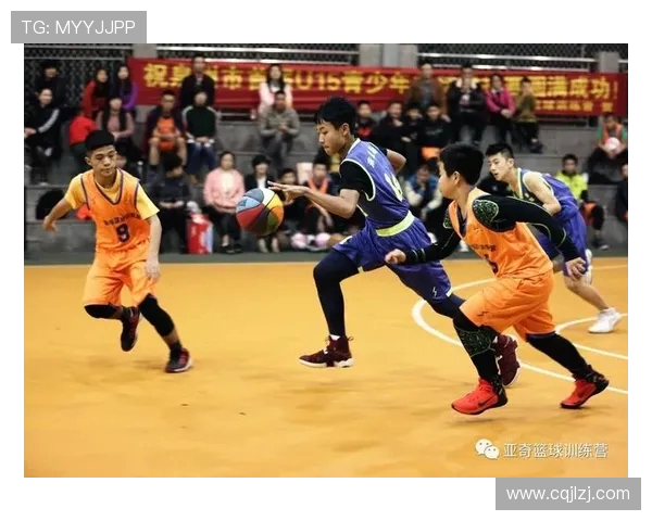 成都篮球队盯防策略分析与比赛表现的得失探讨