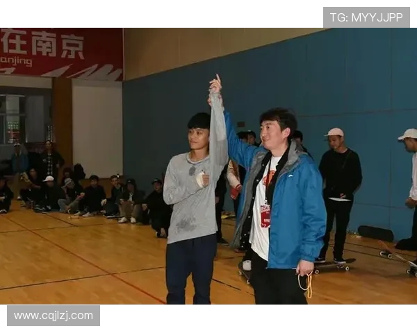 专访滑板明星黄强揭秘成功秘诀与行业未来发展趋势 专访滑板明星黄强揭秘成功秘诀与行业未来发展趋势